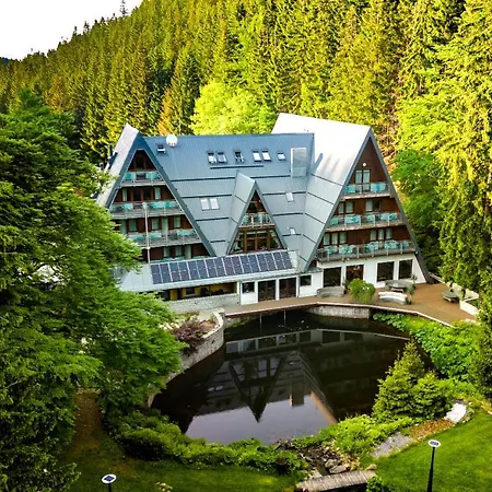 Jelenia Struga Medical 4* كوفاره